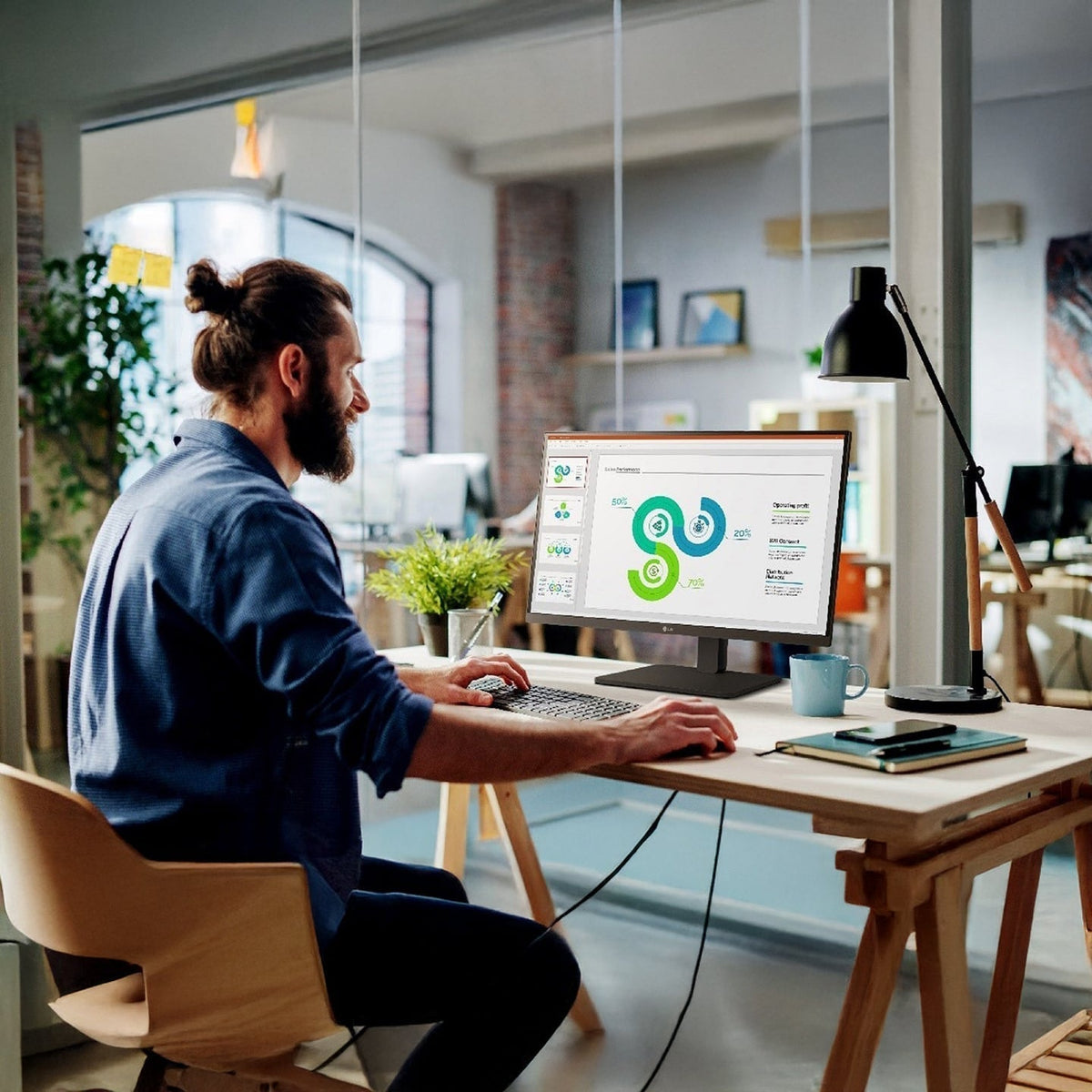 LG Business Monitors: Sophisticated Solutions for More Sustainable Workspaces