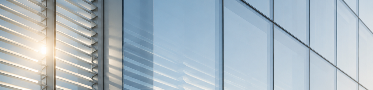 Energy-efficient glass building facade